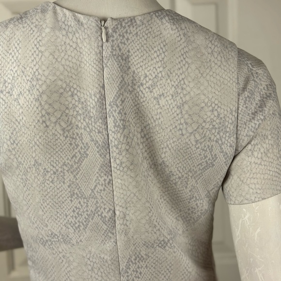 Babaton Snakeskin Pattern Dress. D17 - Picture 6 of 14